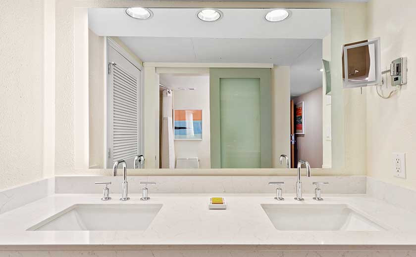 bathroon vanity